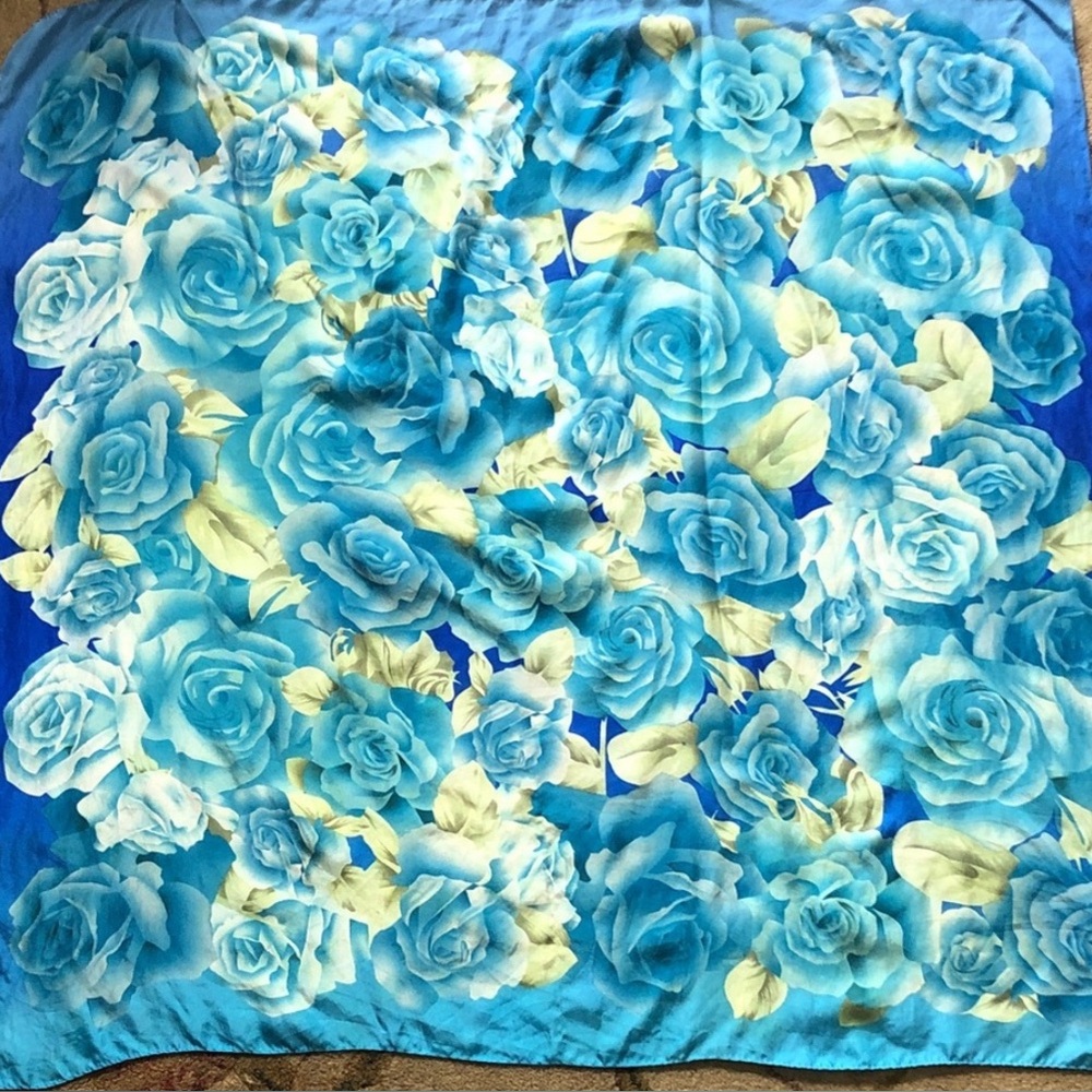 Floral Blue and Cream Scarf